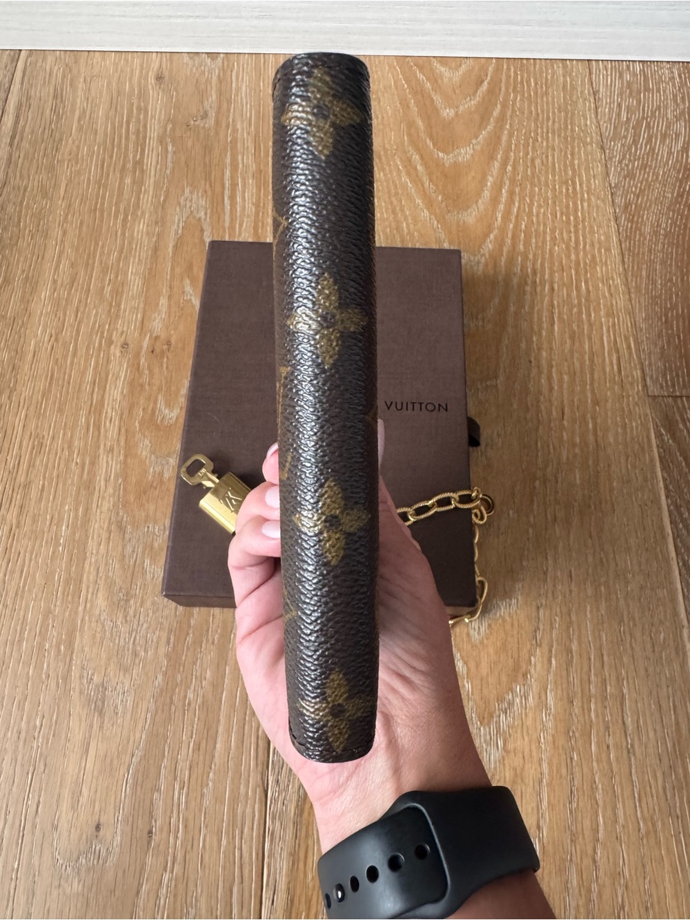 Louis Vuitton Agenda - Picture 3 of 7